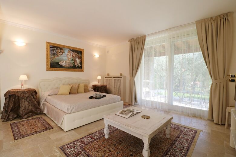Bed & Breakfast La Cascata Negli Ulivi