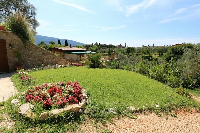 Bed & Breakfast La Cascata Negli Ulivi