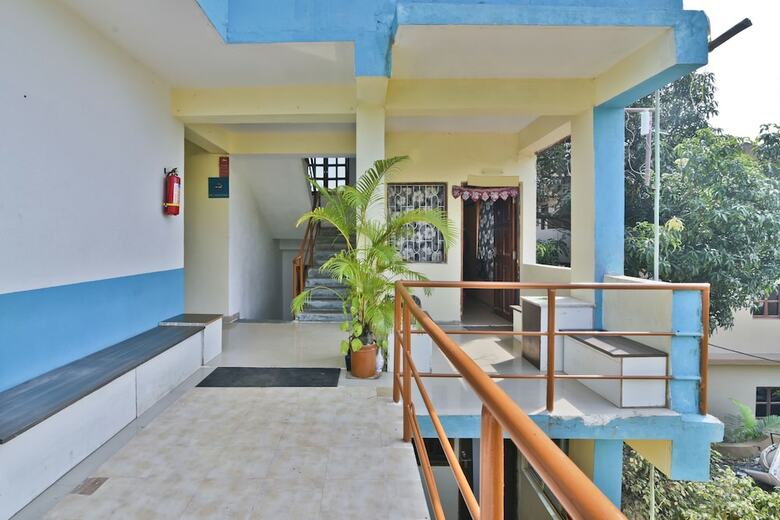 Hotel Aananda