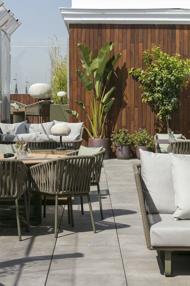 Hotel Me Madrid By Melia