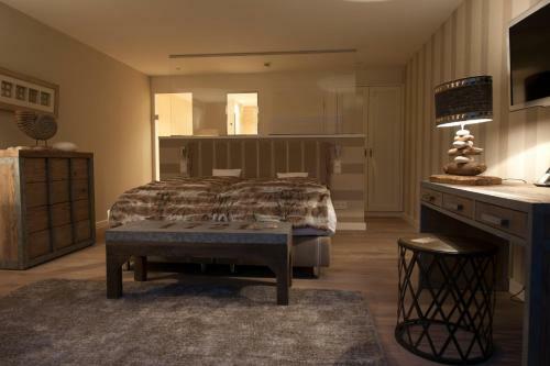 Hostal Hotel Strand Am K�nigshafen