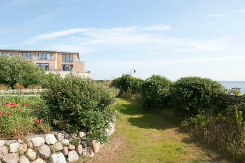 Hostal Hotel Strand Am K�nigshafen