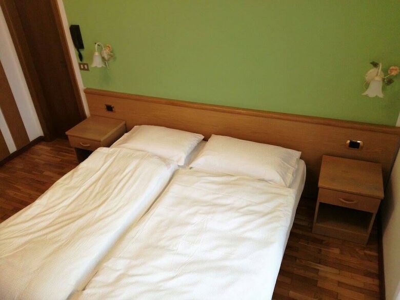 Green Base Hotel