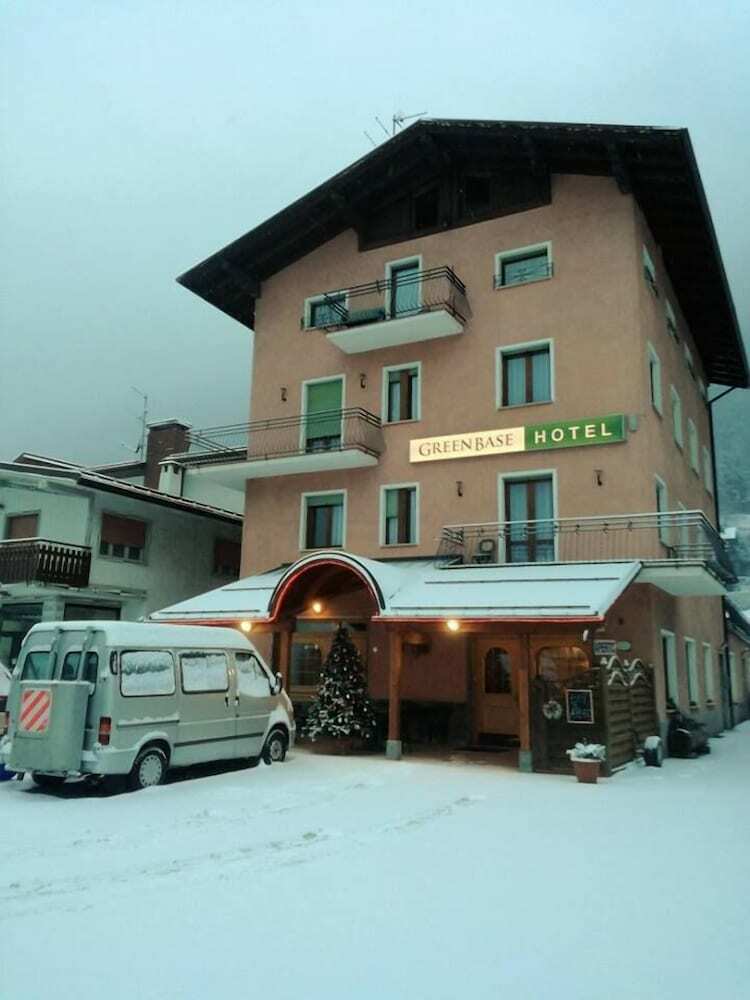 Green Base Hotel