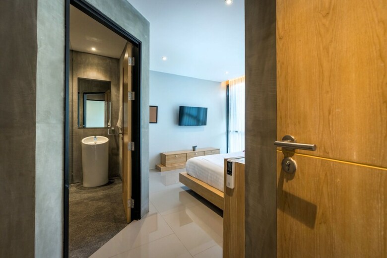 Luxury 4 Bedroom Villa Kamala - Rose
