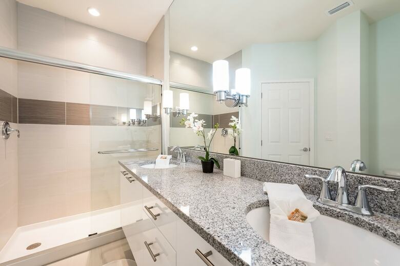 Serenity By Vhc Hospitality