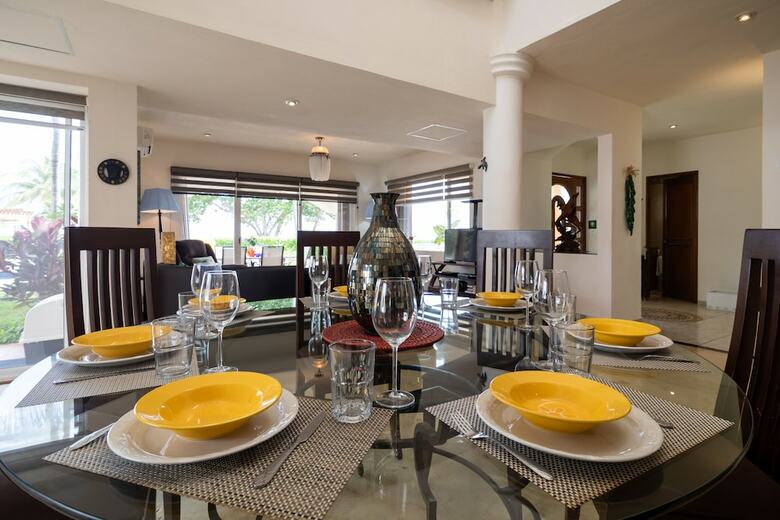 Beachfront Homes By Playa Paradise