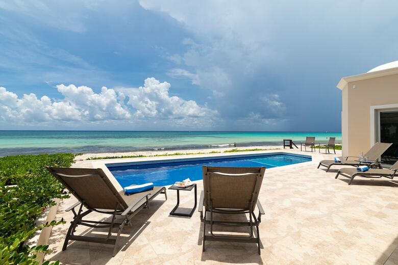 Beachfront Homes By Playa Paradise