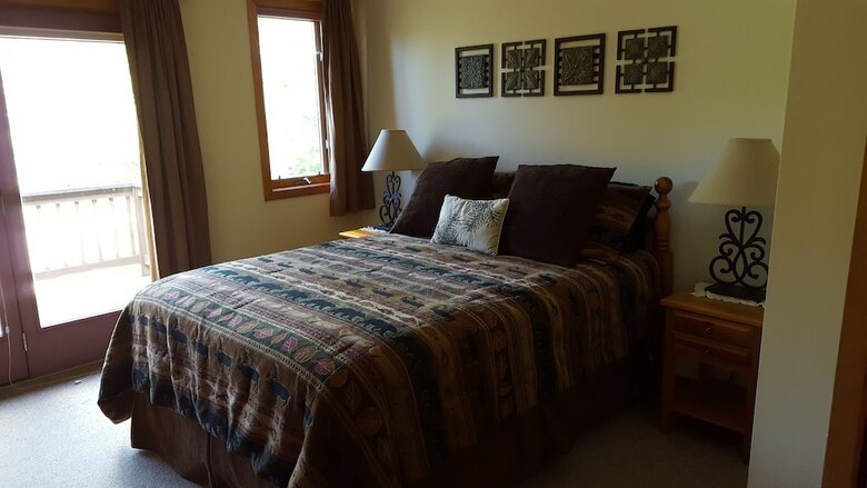 Slopeside Townhomes At Bretton Woods