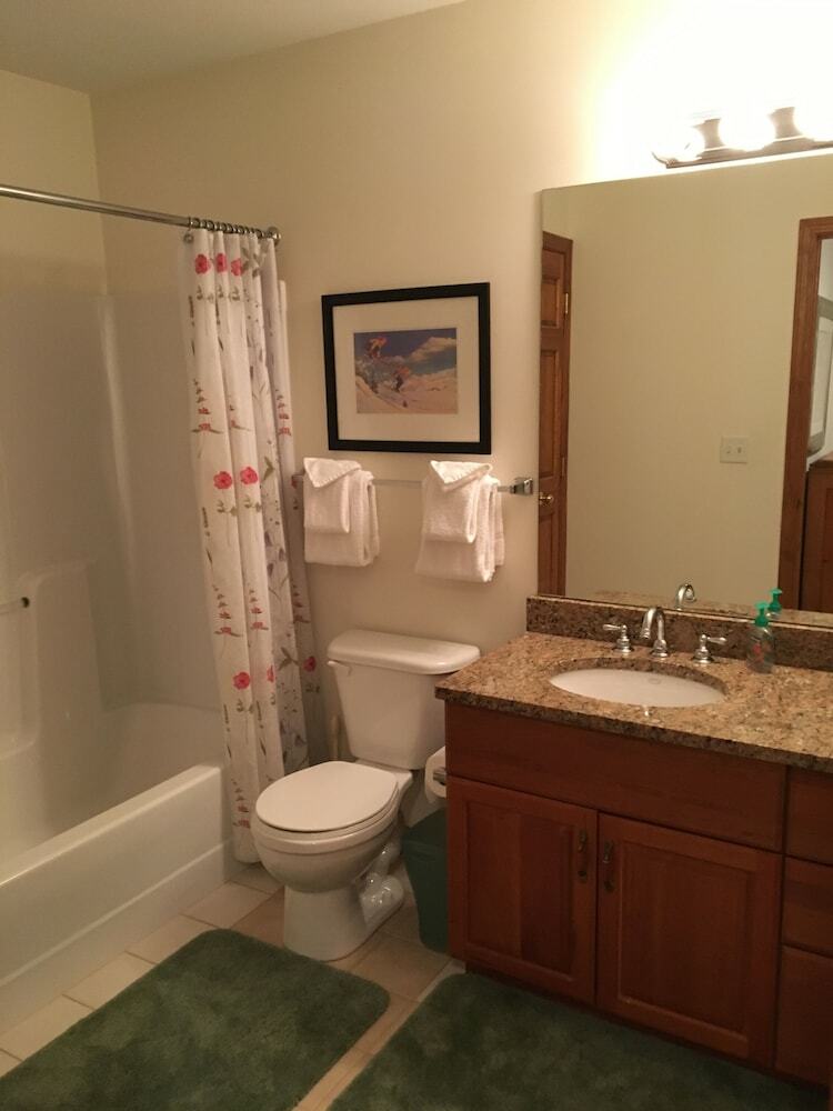 Slopeside Townhomes At Bretton Woods