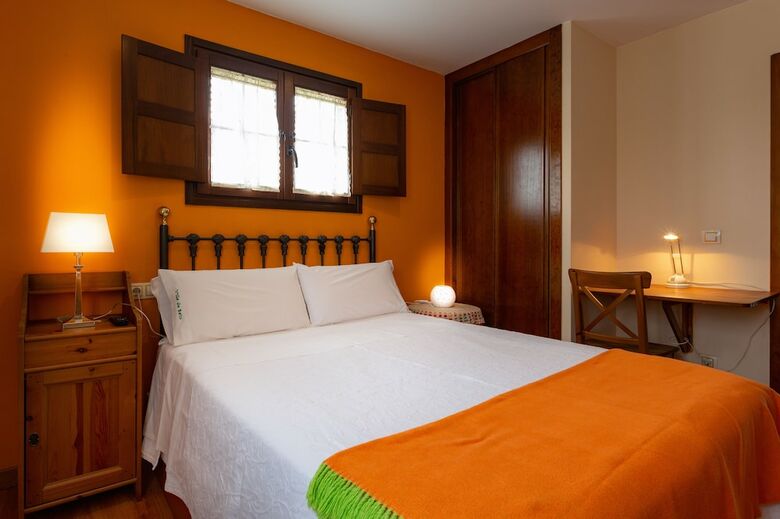 Apartamentos Rurales Villa de Sa�n
