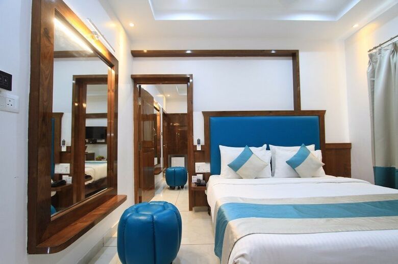Hotel Loksagar