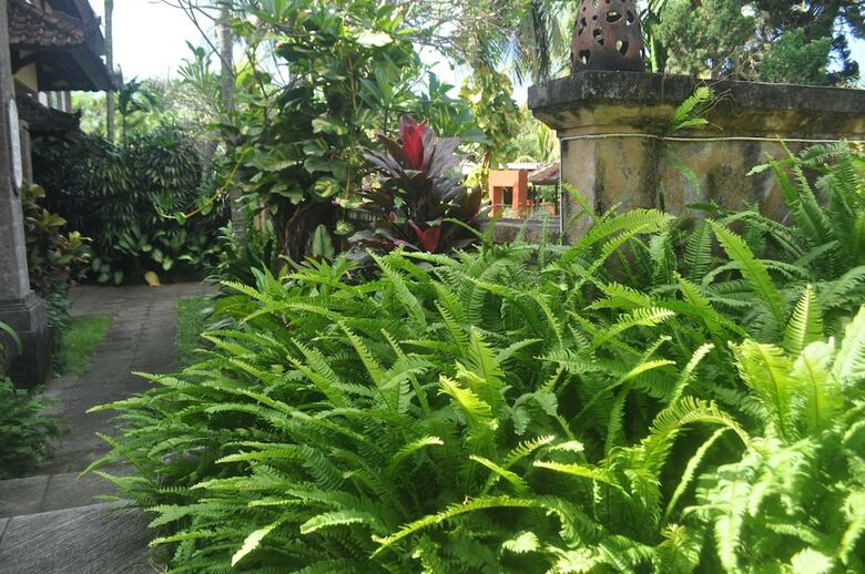 Dewi Sinta Hotel And Restaurant