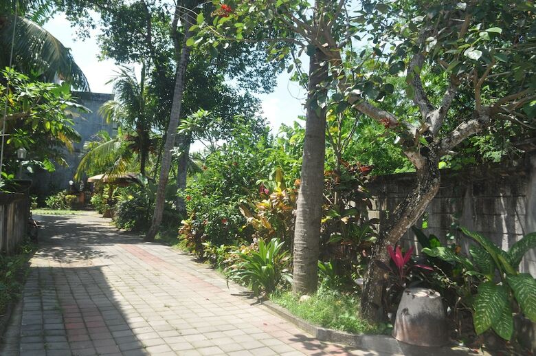 Dewi Sinta Hotel And Restaurant