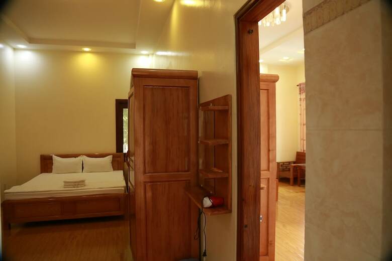 Duong Ha Hotel