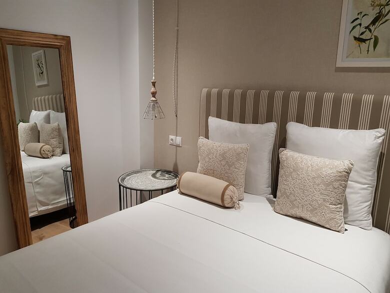 Tuguest Gran Via Apartments