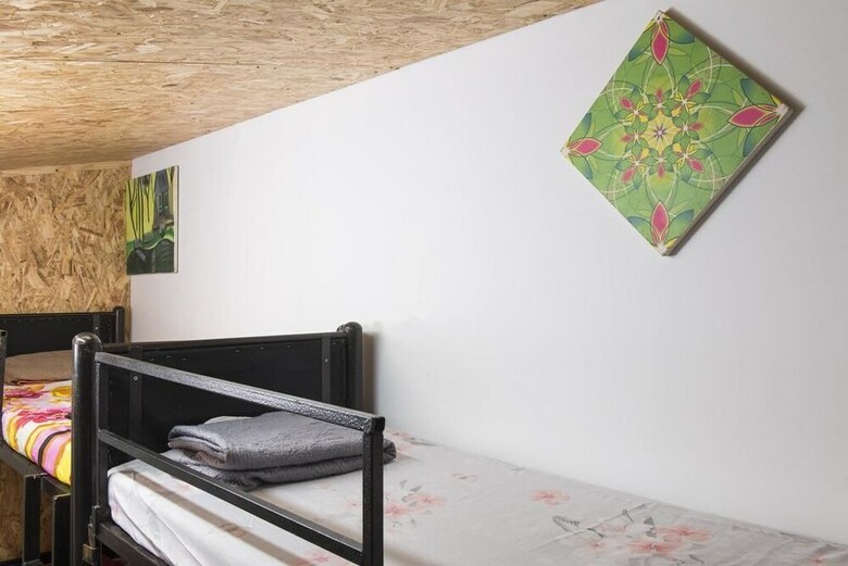 Hostal Sapir Hostel - Adults Only