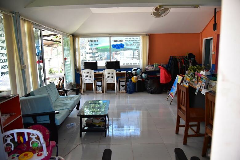 Hotel Prukrom Guesthouse