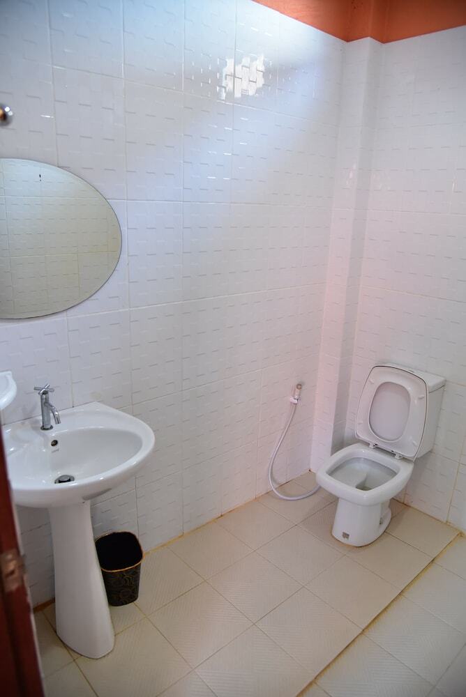 Hotel Prukrom Guesthouse