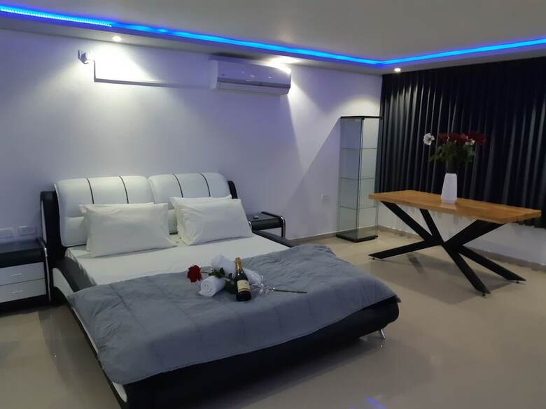 Spat Studio Apartment