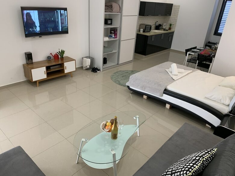 Spat Studio Apartment