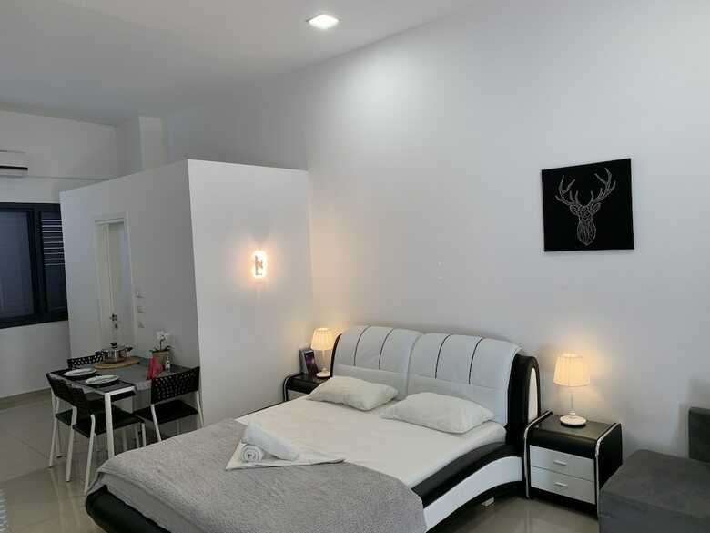 Spat Studio Apartment