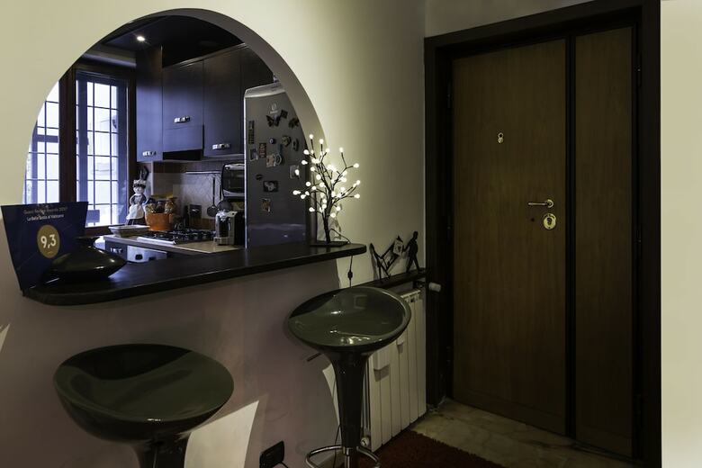 Hotel Vatican Short Term Rental With Terrace