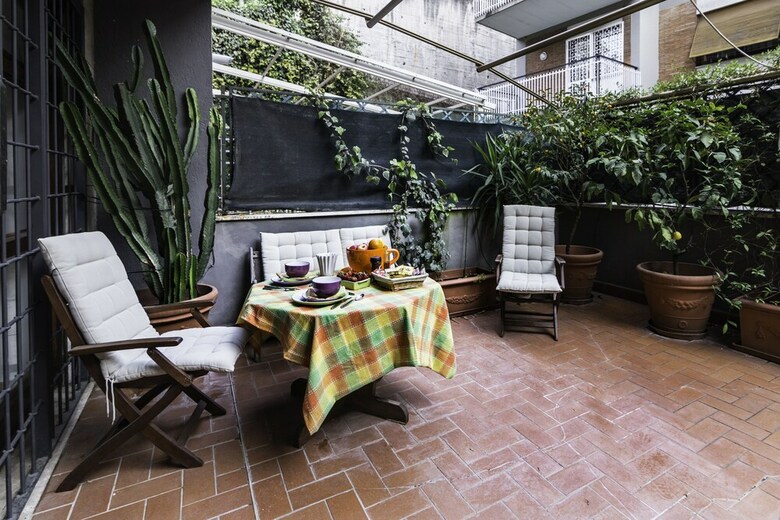 Hotel Vatican Short Term Rental With Terrace