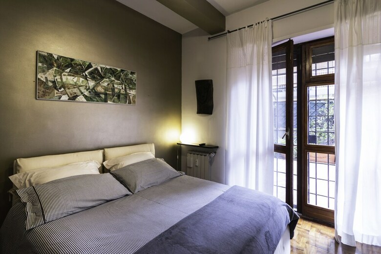 Hotel Vatican Short Term Rental With Terrace