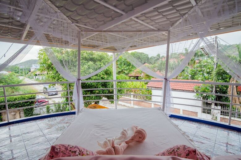 Island Blue Home Pool Villa