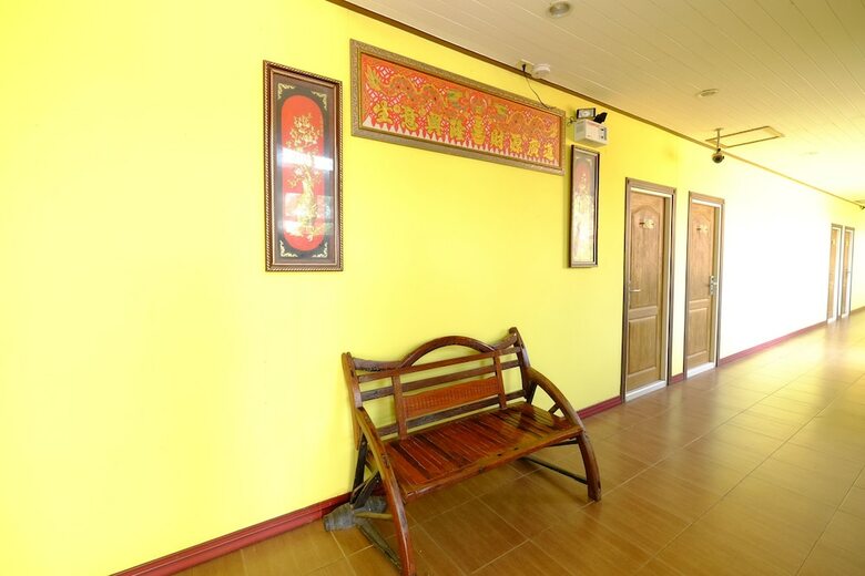 Hotel The Muk Lagoon