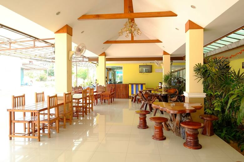 Hotel The Muk Lagoon
