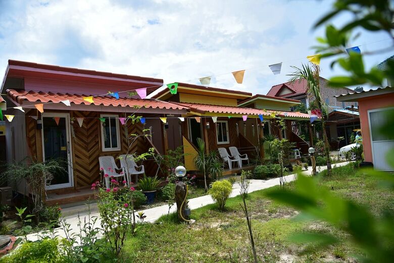 Best Friends Hotel & Hostel