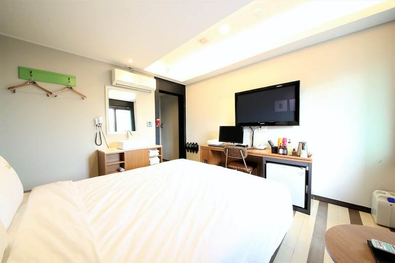 Star Hotel