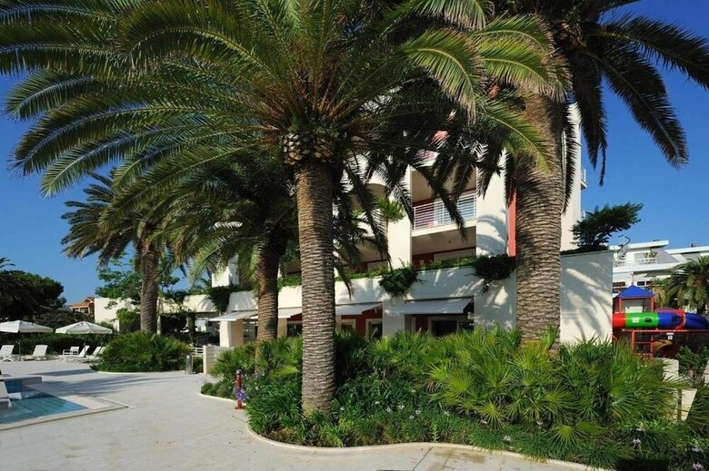 Residencia Valentino Resort