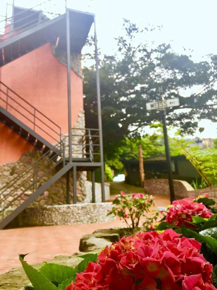 Bed & Breakfast Luck Homestay