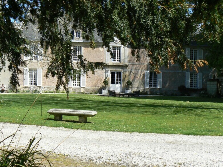 Bed & Breakfast Le Manoir de Cr�pon