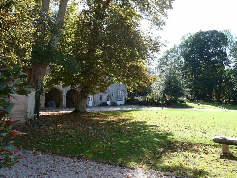 Bed & Breakfast Le Manoir de Cr�pon