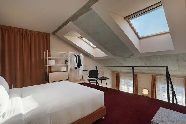 Bed & Breakfast Stories Hotel