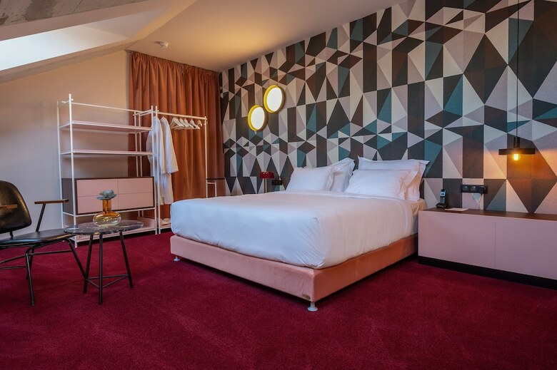 Bed & Breakfast Stories Hotel