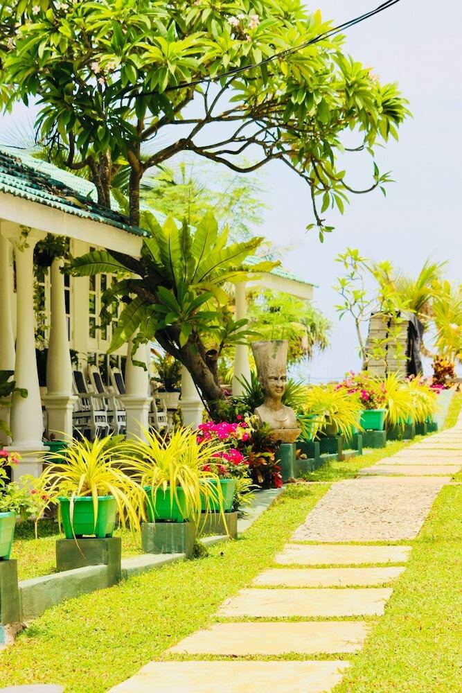 Villa Sri Beach