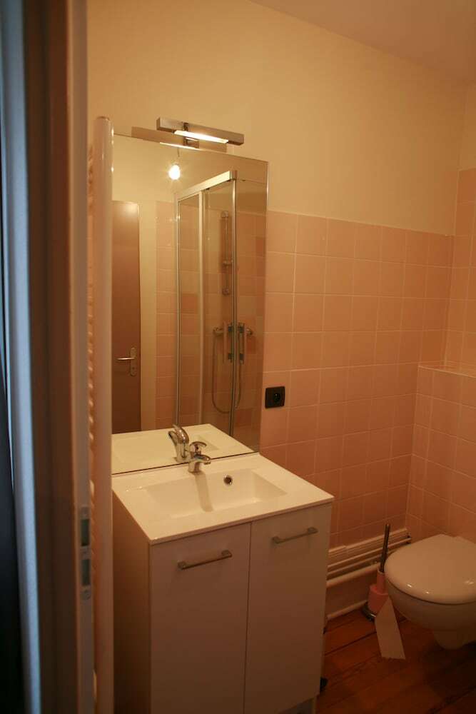 Hotel Les Chambres D'h�tes Du Pont de Pierre