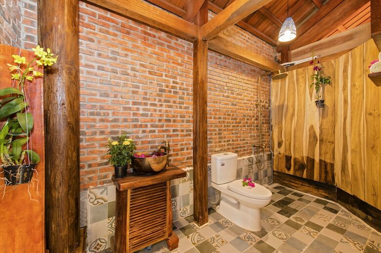 Bed & Breakfast Wooden Lodge Homestay