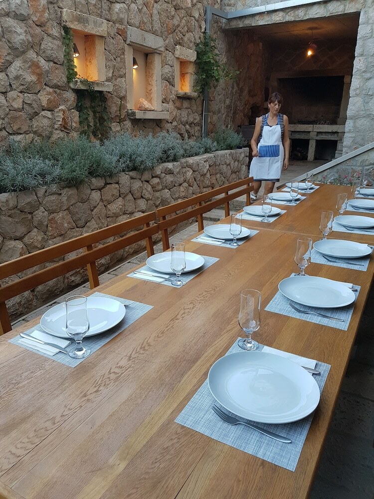 Burum Apartments