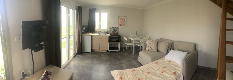 Daphne's Apartment
