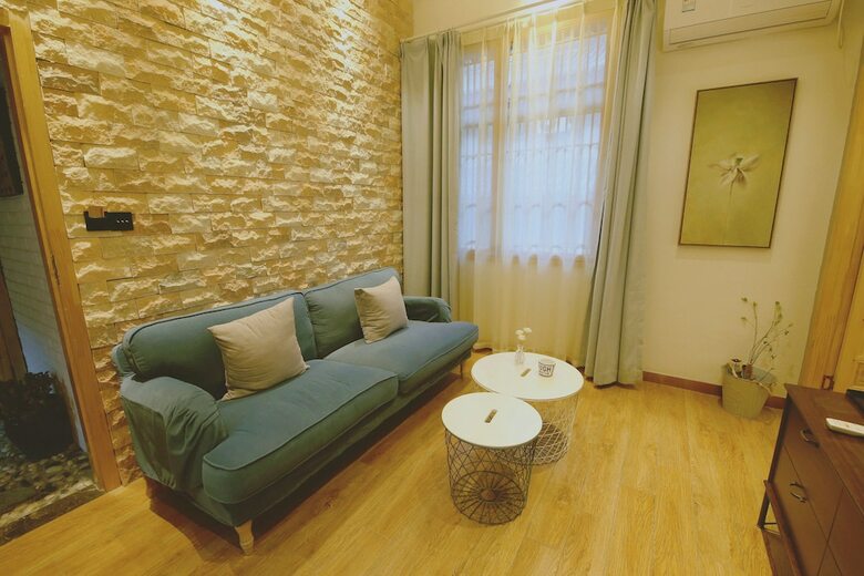 Hostal Simple Palace
