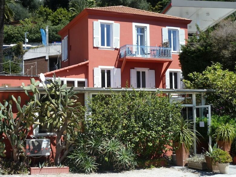 Hotel H�tel La Villa Patricia