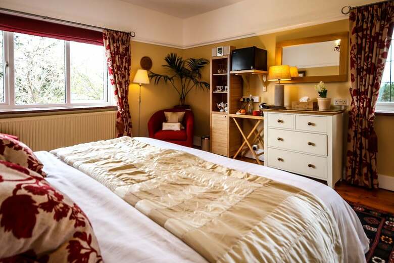 Harvest House Bed And Breakfast