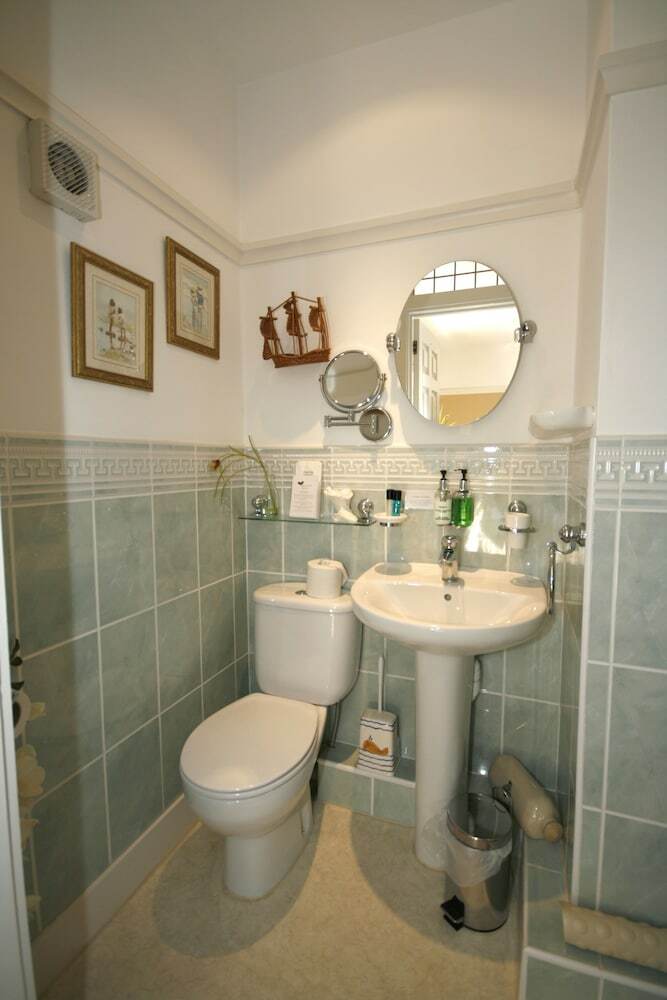 Harvest House Bed And Breakfast