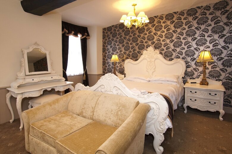 Posada Relaxinnz Old Crown Coaching Inn
